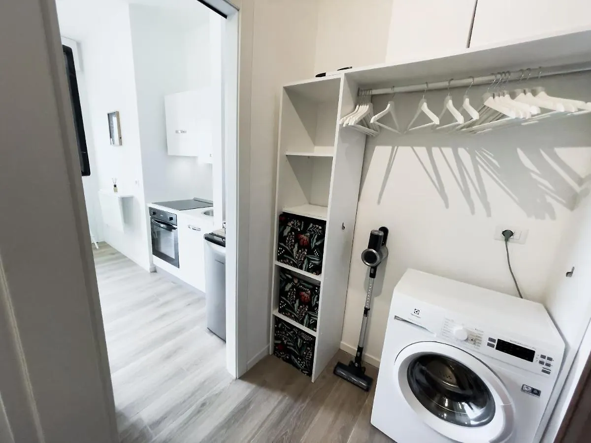 San Siro - Cozy Apartment In ميلان 0*,